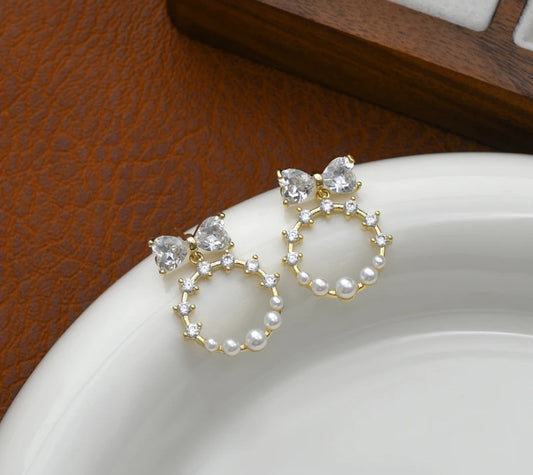 Pearl Bow Earrings (Gold)