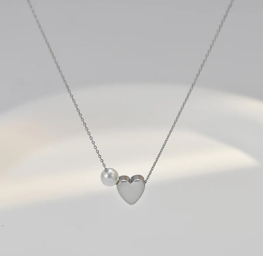 Heart Pearl Necklace