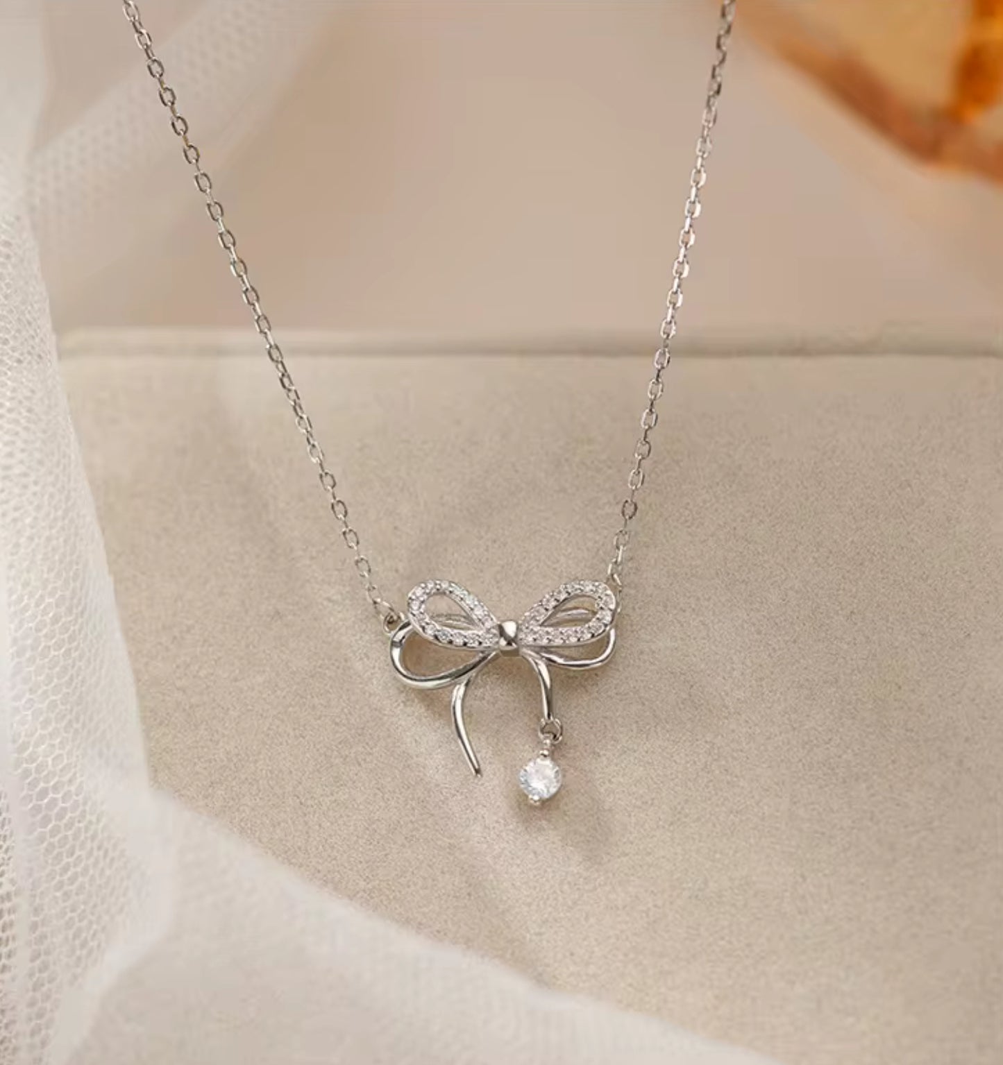 Zircon Bowknot Necklace