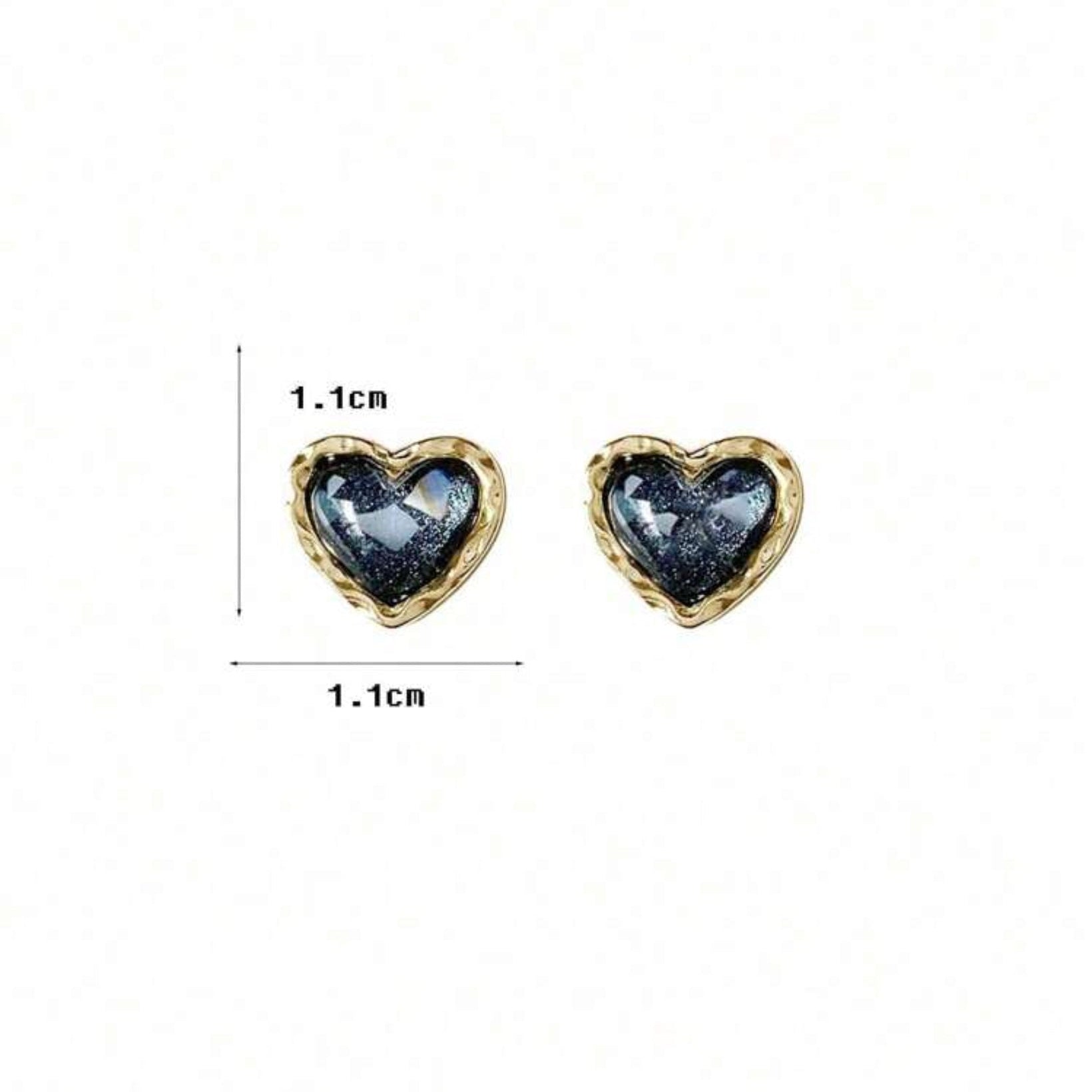 Midnight Mosaic Gold Heart Studs shown with measurements on a white background.