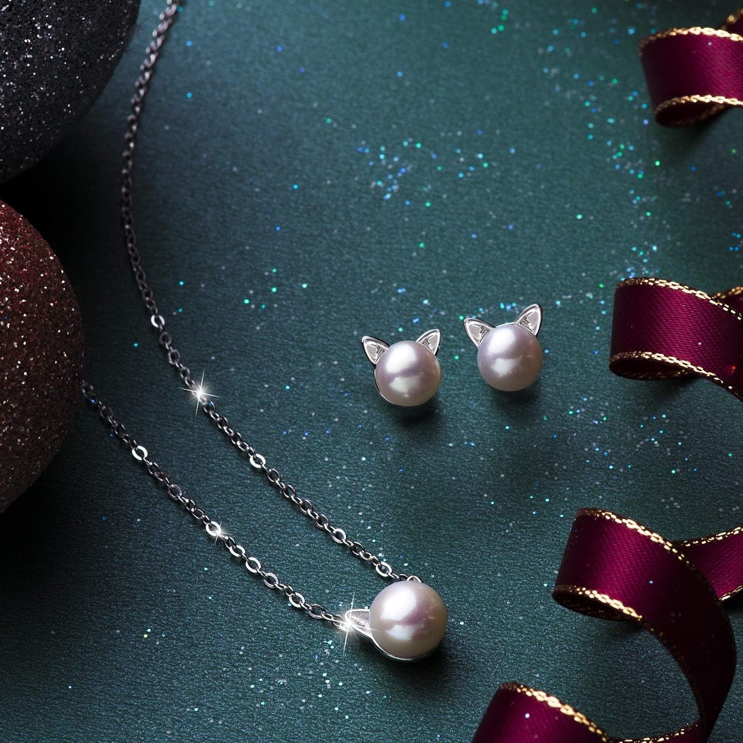 Pearl Cat Necklace