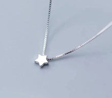 Load image into Gallery viewer, Star Necklace