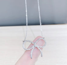 Load image into Gallery viewer, Big Bow Necklace