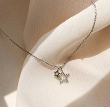 Load image into Gallery viewer, Stars Necklace
