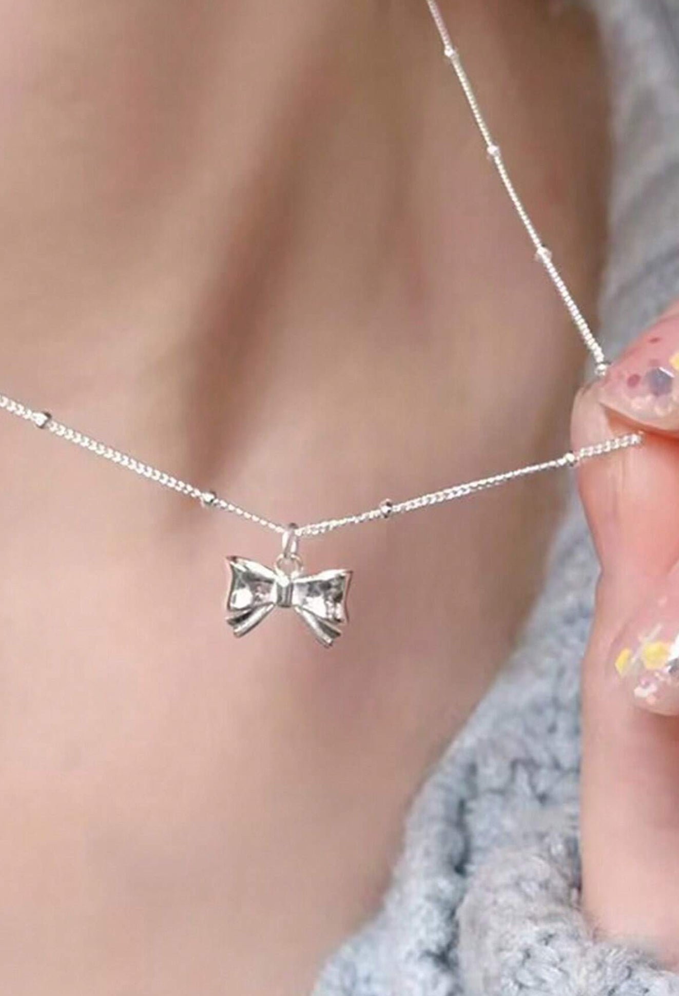 Silver Bow Necklace