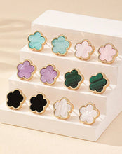 Load image into Gallery viewer, Aqua Flower Earrings