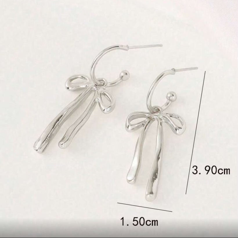 Silver Ribbon Dangle Earrings with dimensions