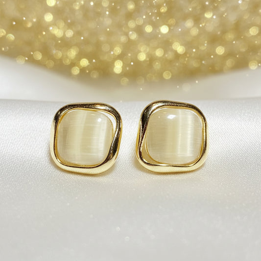 Pearl Square Stud Earrings