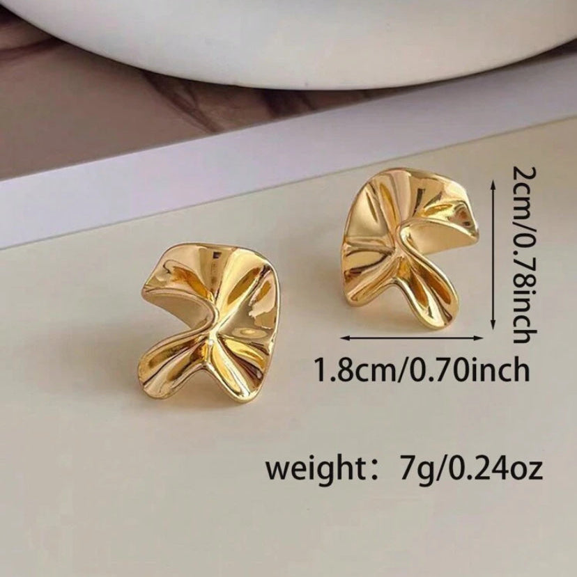 Gold Sculpted Petal Earrings with measurements and weight displayed on a neutral background