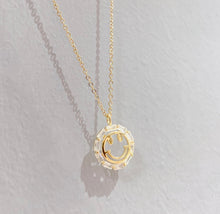 Load image into Gallery viewer, Smiley Face Necklace