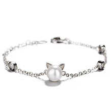 Load image into Gallery viewer, Pearl Cat Bracelet